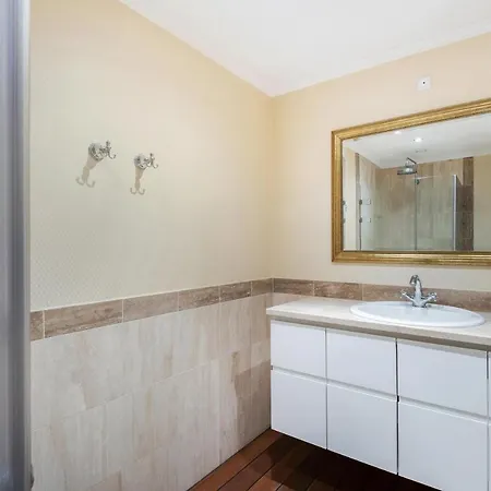 Holiday home Holiday 020127 *